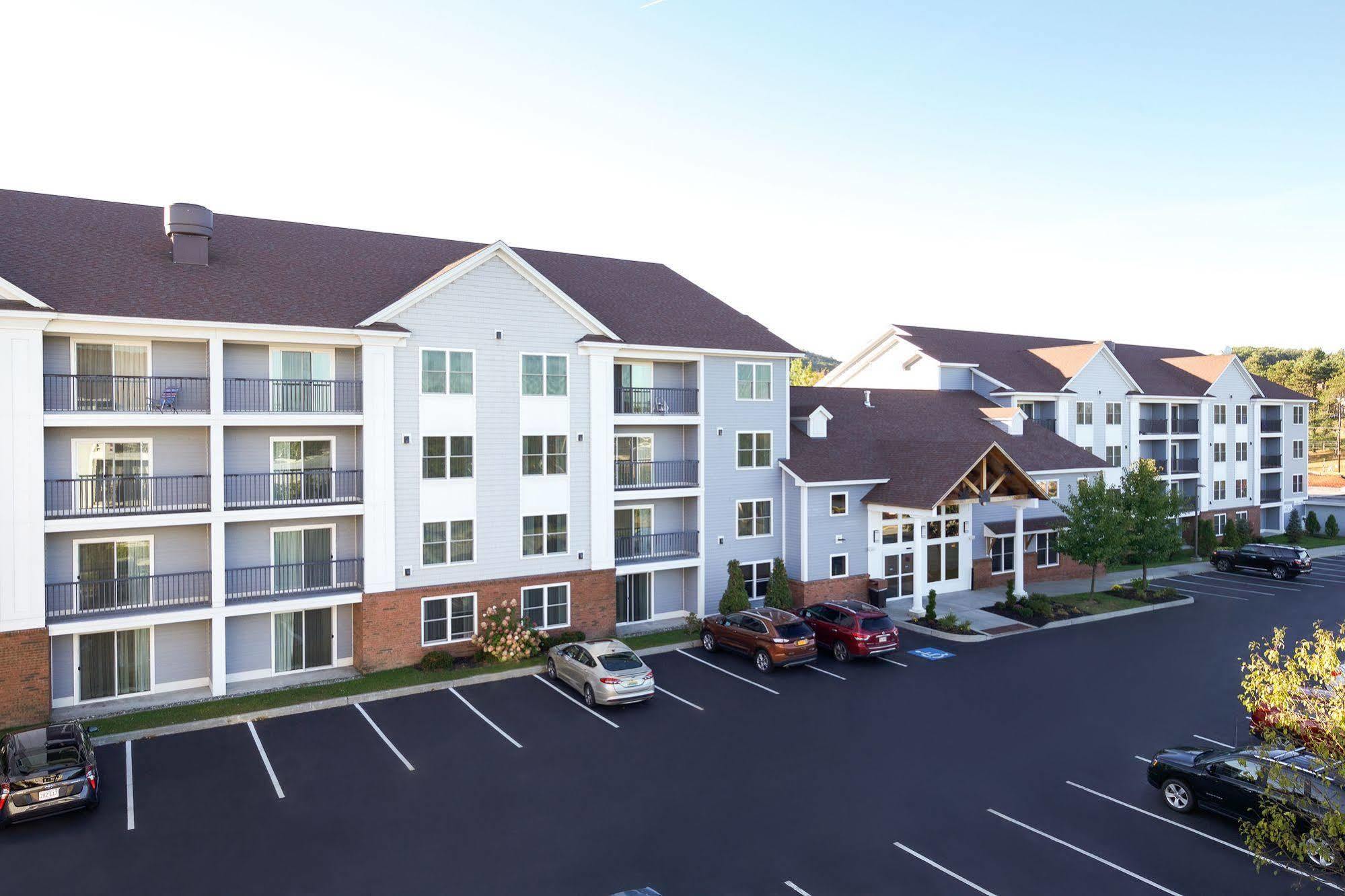 White River Inn & Suites White River Junction Exterior foto